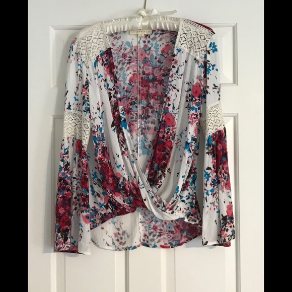 Boho Top - Picture 2 of 3